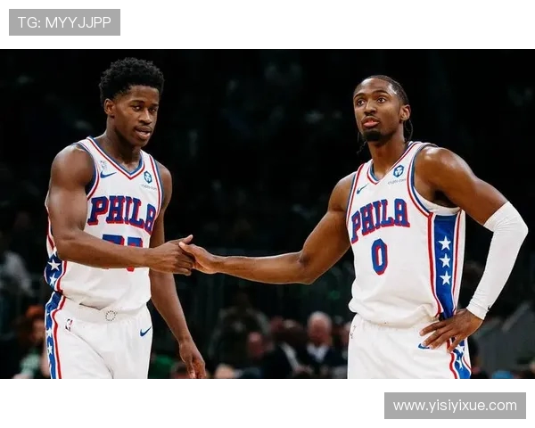 勇士与76人对决前瞻分析:谁能在关键时刻掌控比赛节奏 勇士与76人对决前瞻分析:谁能在关键时刻掌控比赛节奏