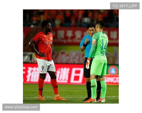 北京人和迎战深圳队全力争胜期待精彩对决与球迷共庆足球盛宴