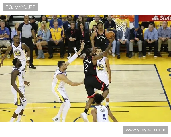 莱恩纳德重返多伦多与猛龙对决球迷期待经典对抗再现