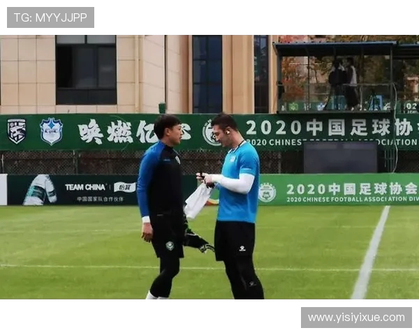 南京羽毛球队在比赛中的盯防策略分析与成败得失探讨