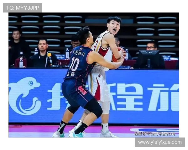 广州篮球队的快速转换打法解析与战术优势探讨